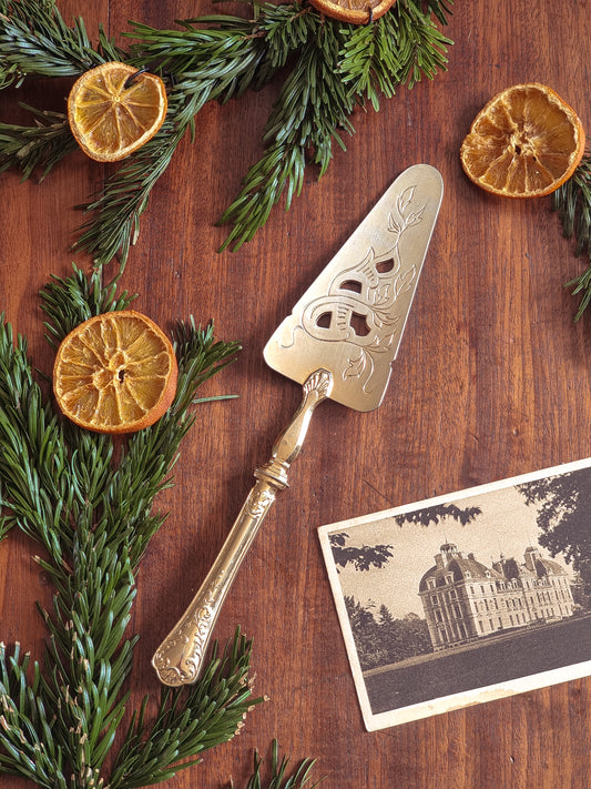 PELLE À TARTE DORÉ